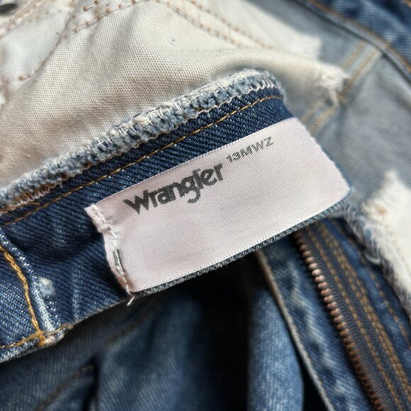 Wrangler Classic Denim Cut-off Shorts w/Frayed Hem - Picture 8 of 9